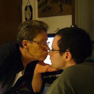 12006342_734064836726364_163041511820757800_n